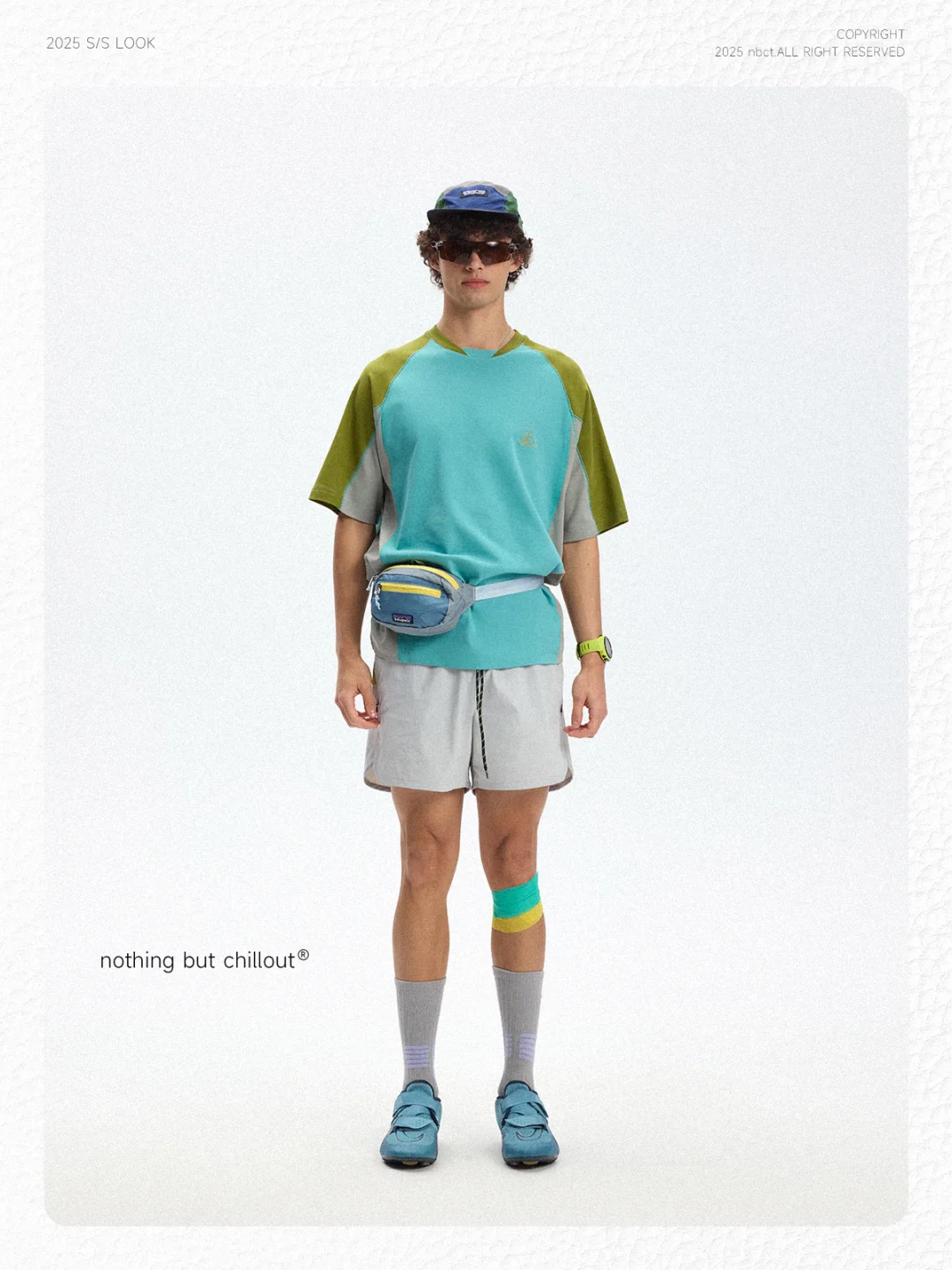 又是让人一眼心动的撞色短袖?