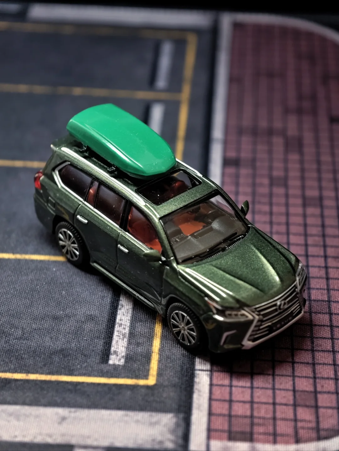 便宜又大碗 20多块5件套的64车顶配件