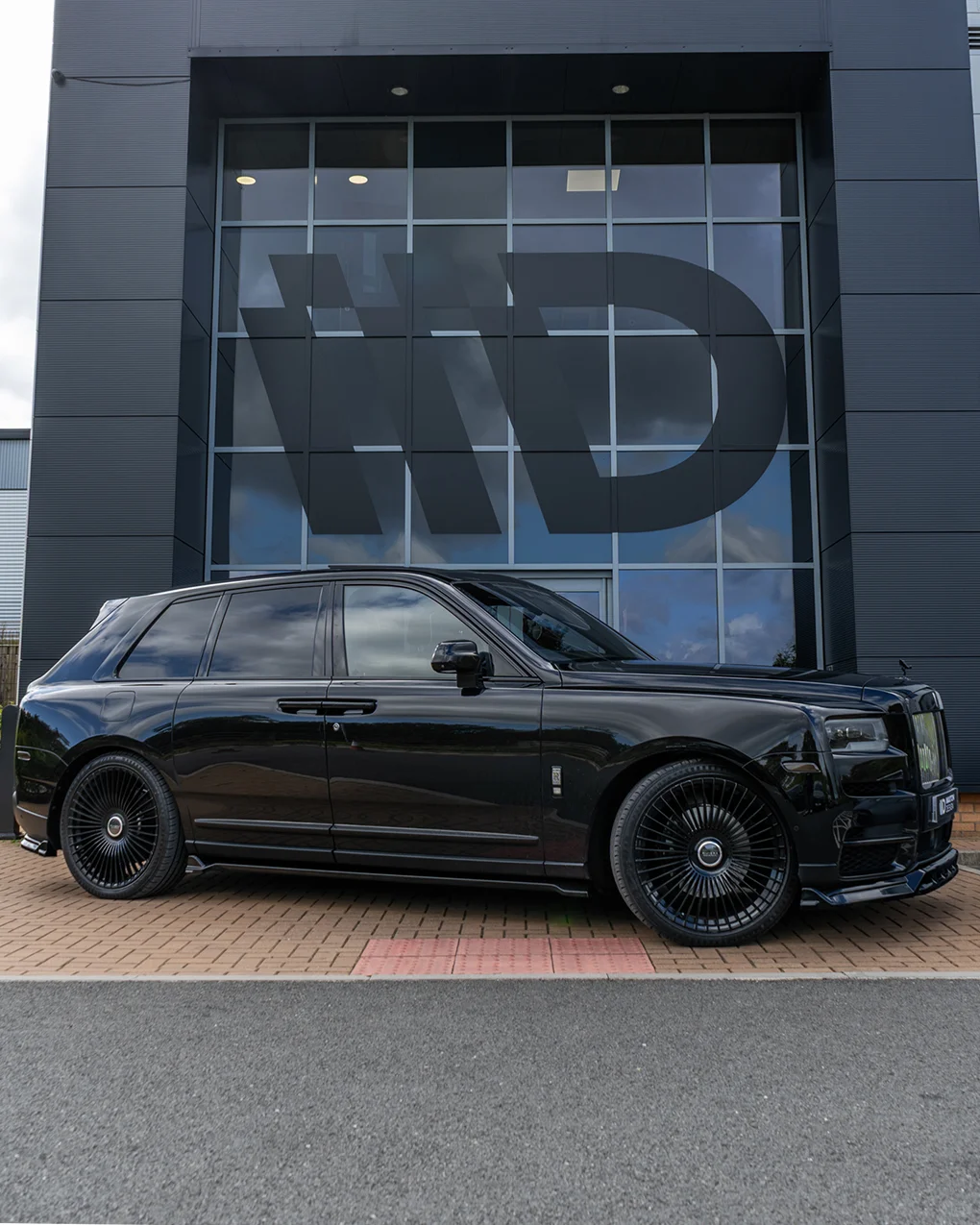 劳斯莱斯库里南CULLINAN改装升级MAXTON套件