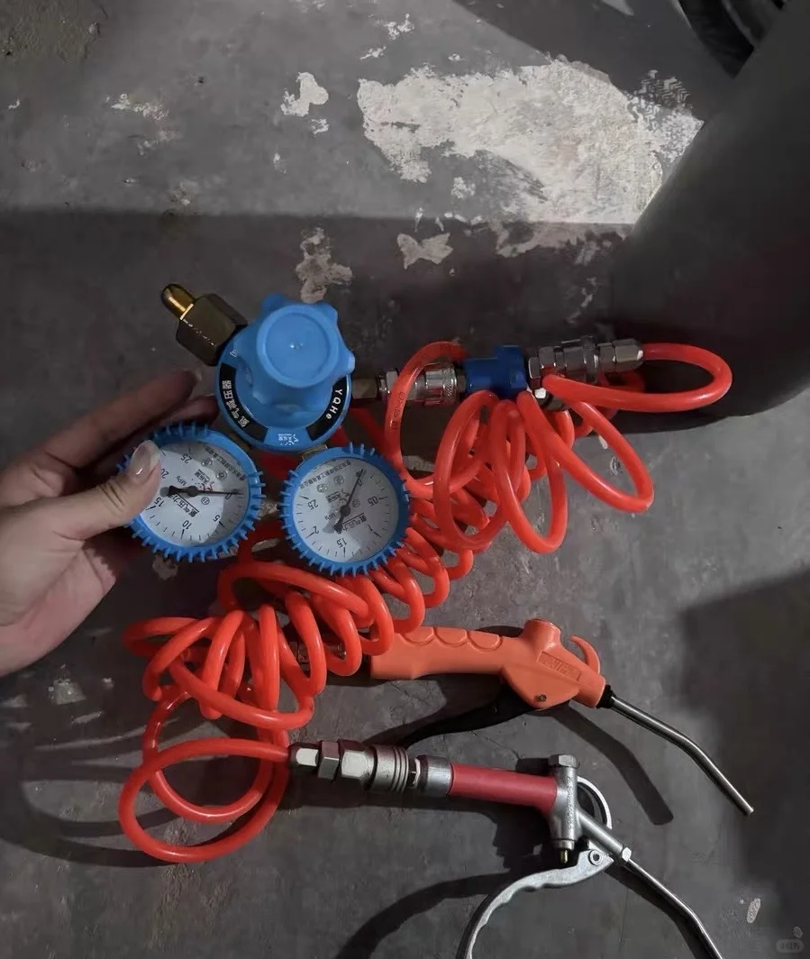 出高压氦气罐减压阀压力表