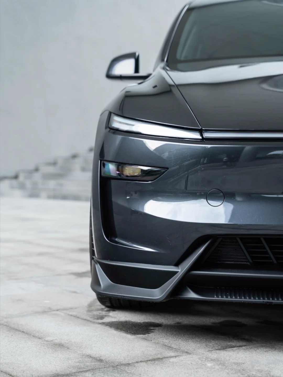 焕新Model Y ｜星空灰 颜值代表