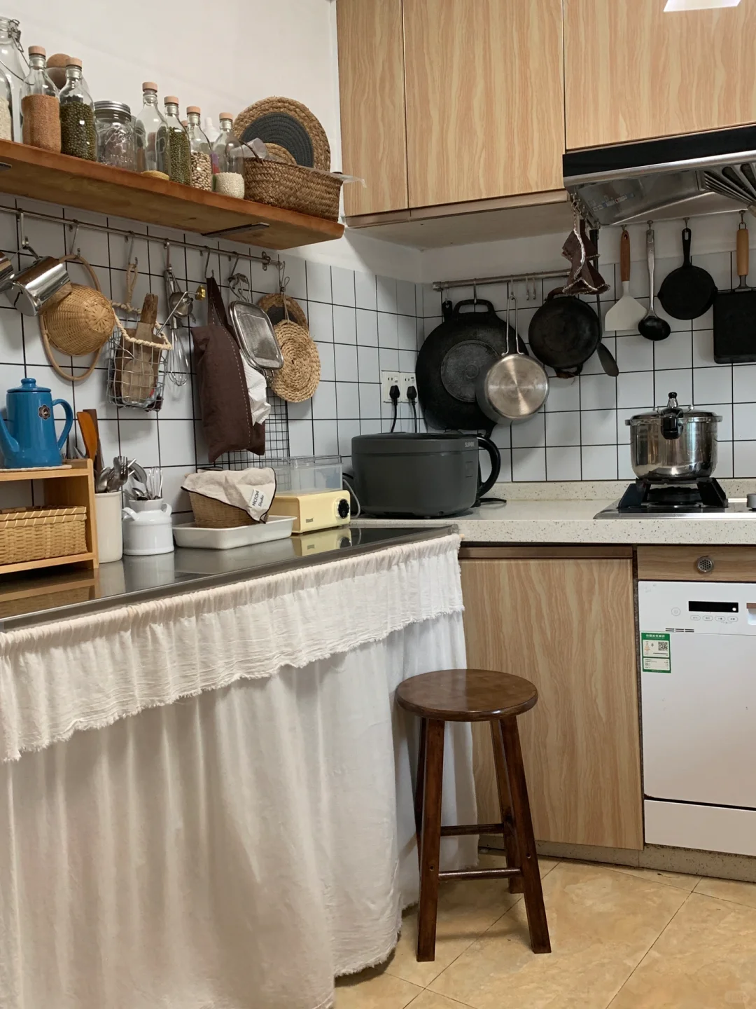 6㎡逆袭日剧同款厨房!锅铲全挂墙后真香了