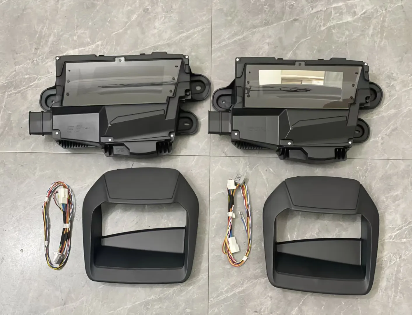 赛那格瑞维亚液晶仪表HUD抬头显示