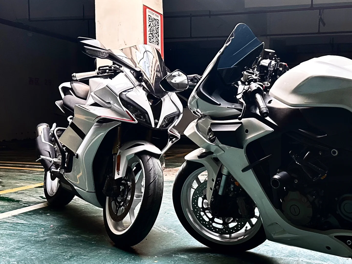 2万多的小摩托也可以超酷，450sr低成本改装