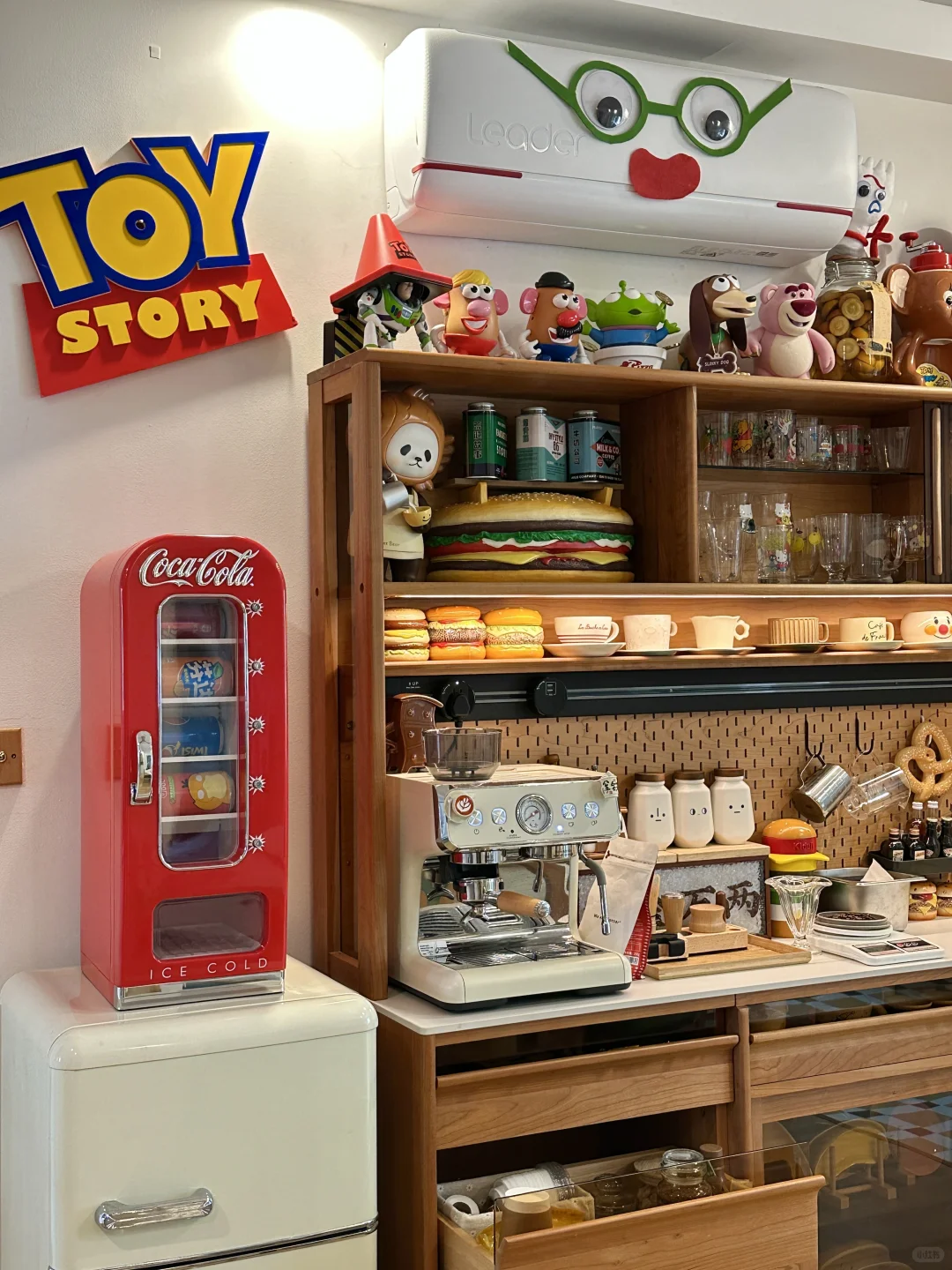 没错！这就是父母口中不欢迎亲戚的家！