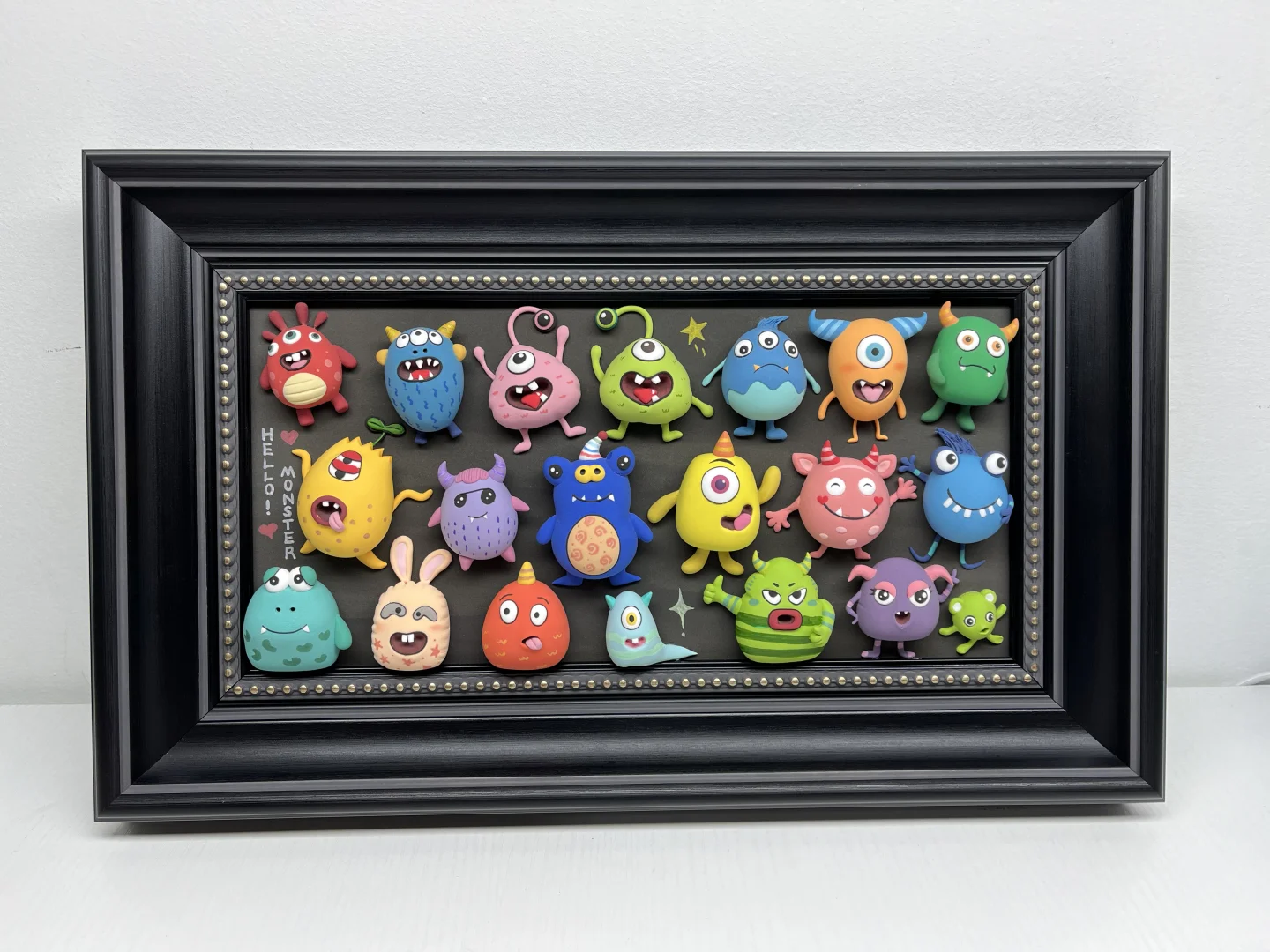 挑战做100幅粘土画之小怪兽?｜⬅️划附过程图