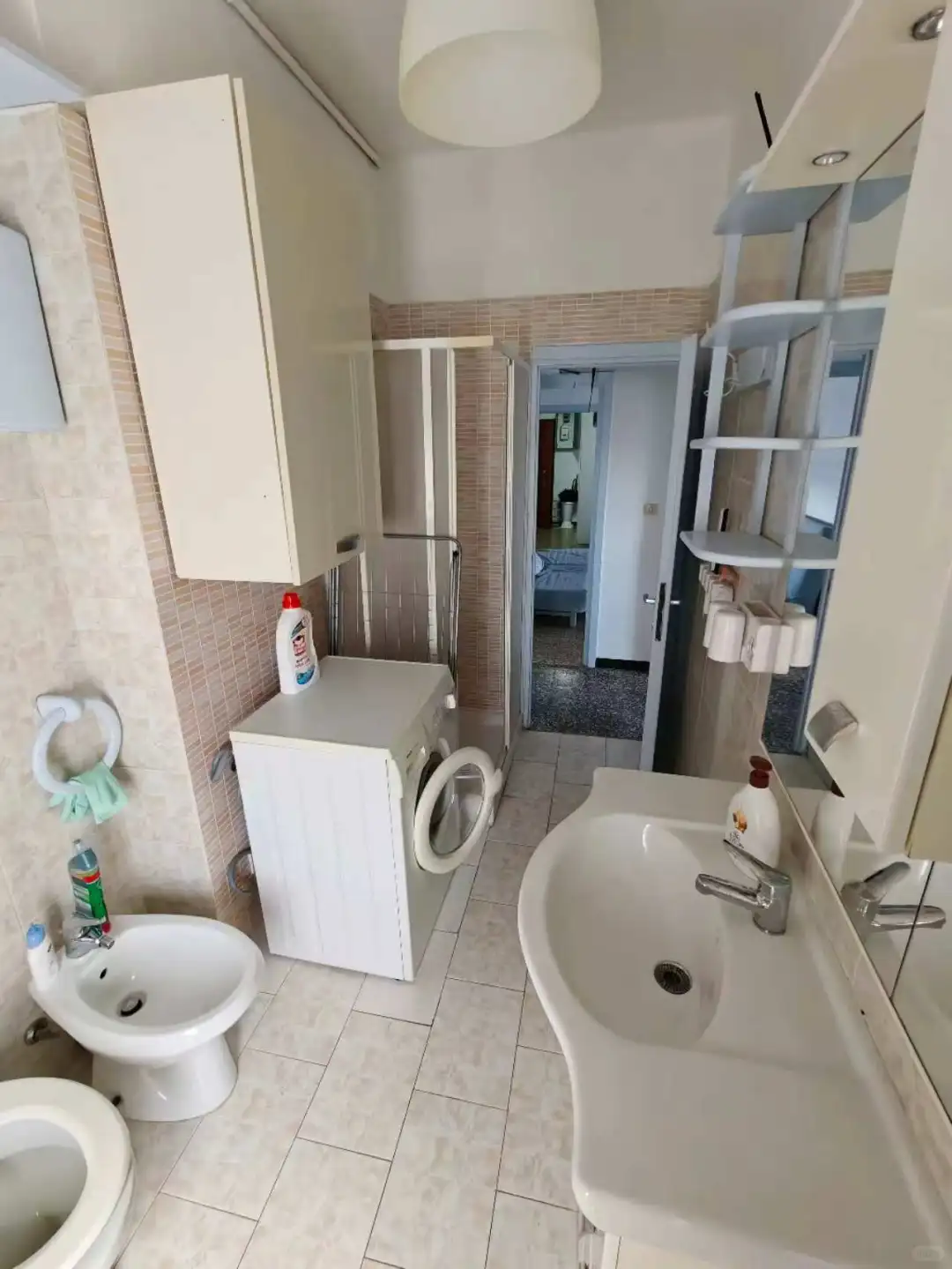 comasina两室一厅 单人间招室友 即日起租