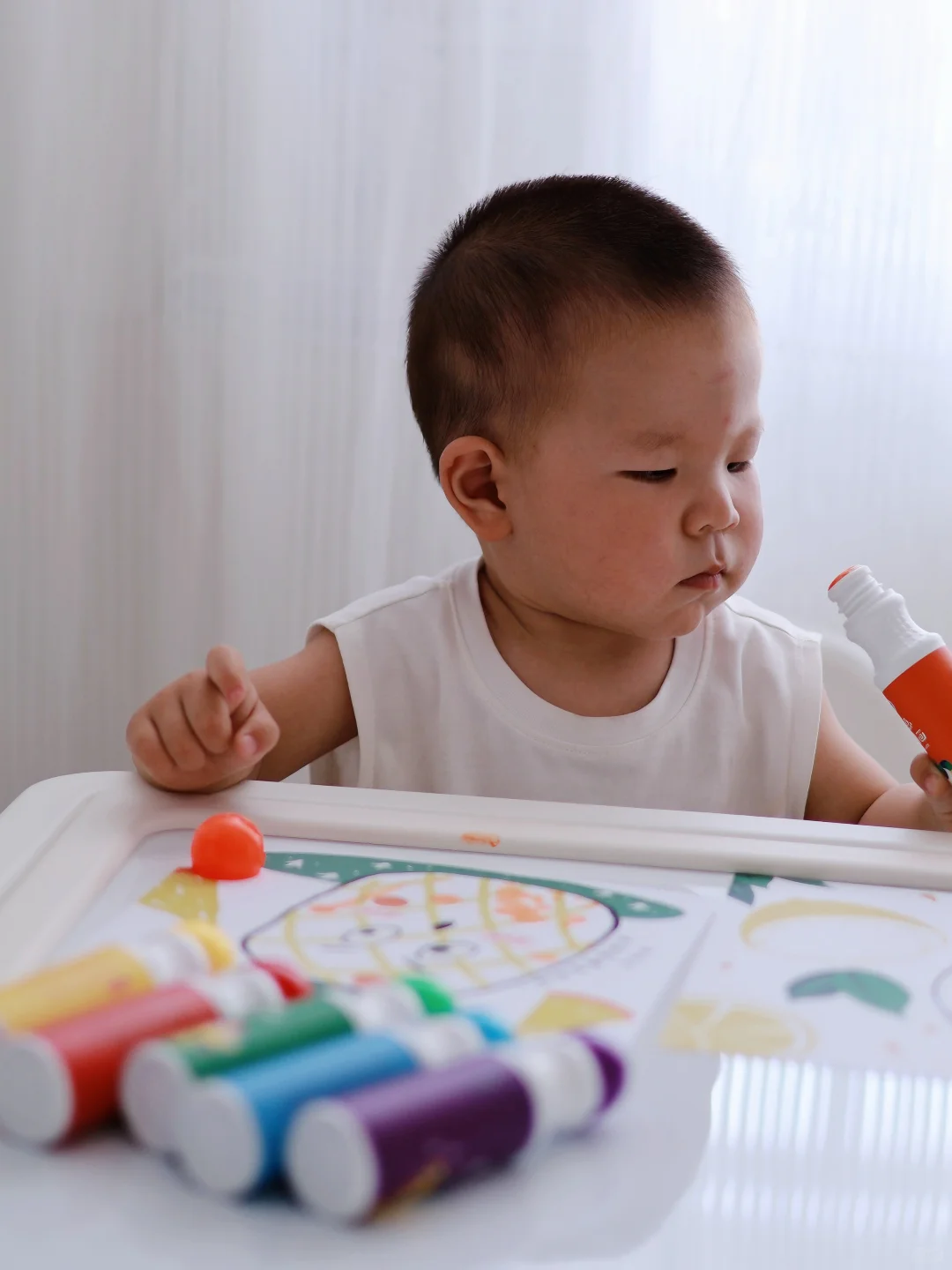 在家早教|一岁半小朋友的艺术启蒙~