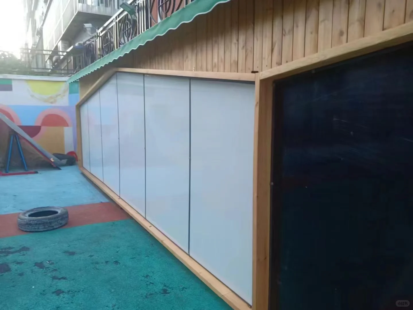 幼儿园户外涂鸦板