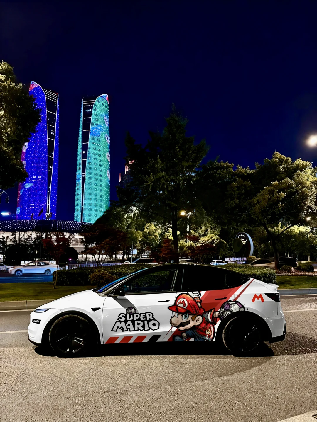 这又是哪个小少爷开大玩具出来玩了