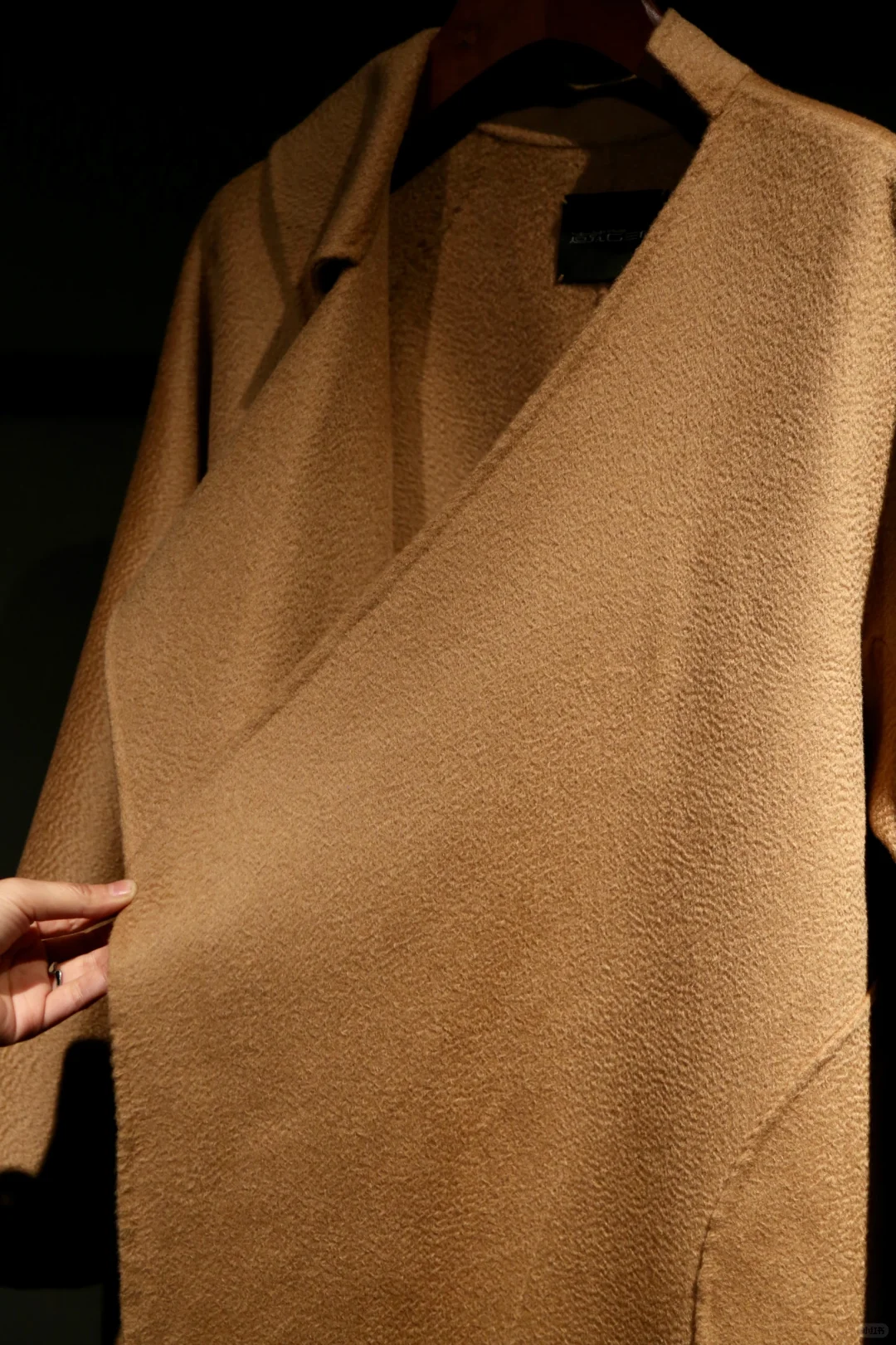 纯手工不规则设计款大衣