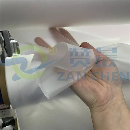 高灵敏度晶硅与普通光伏板特性对比