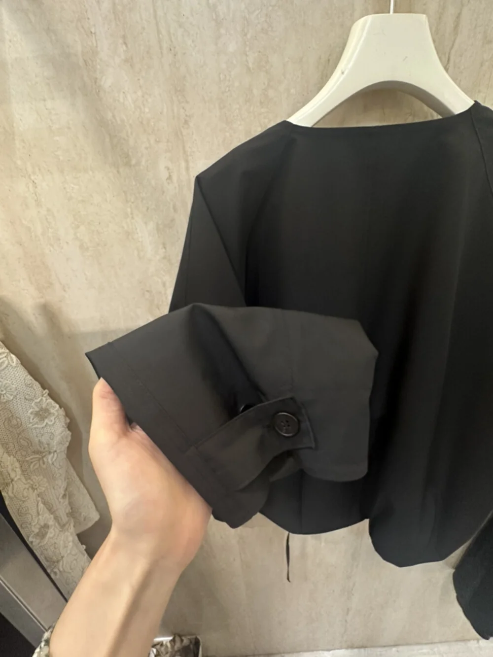 有腔调的极简风不对称设计