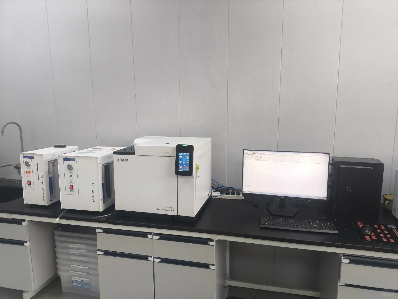 瑞能仪器服务于精细化工企业样品成分分析