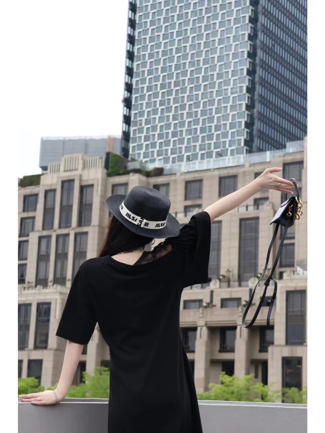 uti尤缇 不对称设计款连衣裙