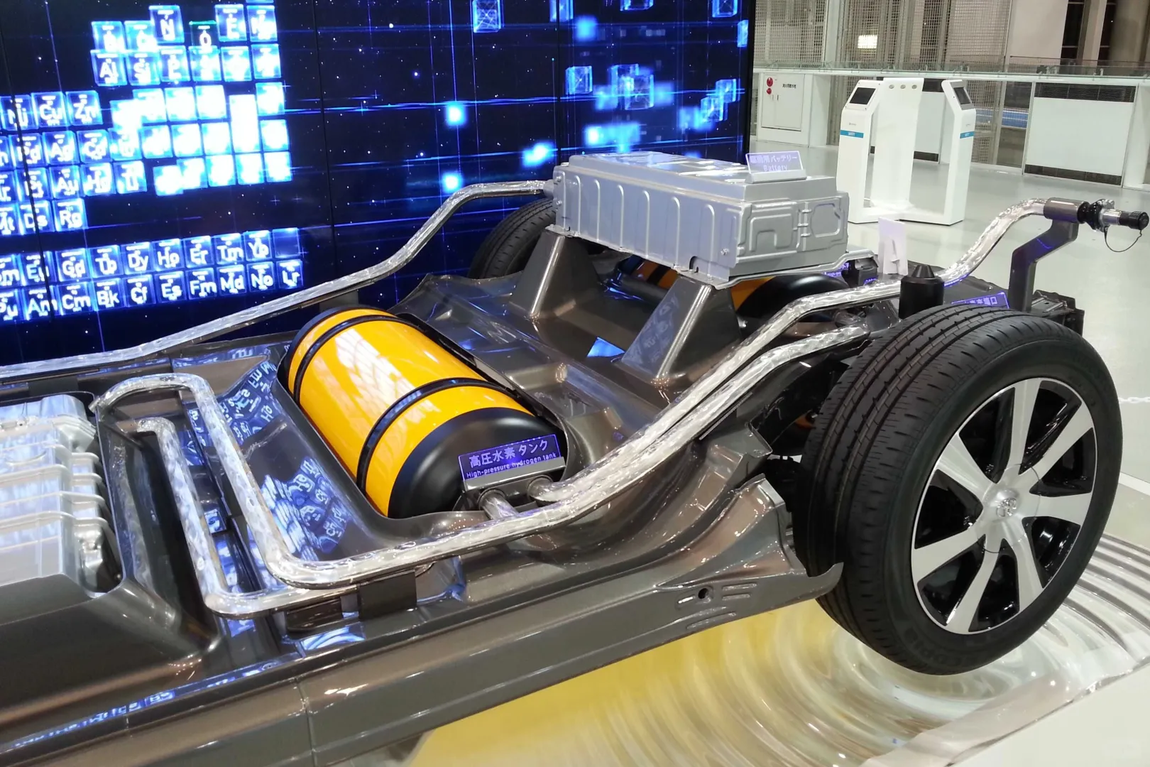 卡罗拉氢能版来了!丰田:氢能才是未来