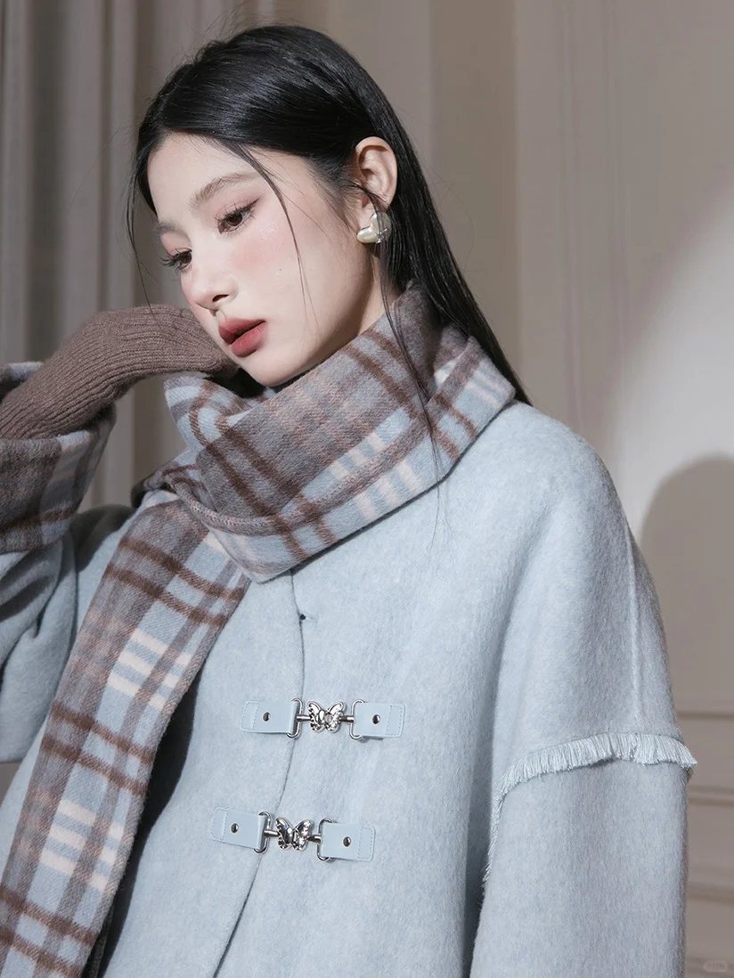 清冷感双面呢外套 选哪个?