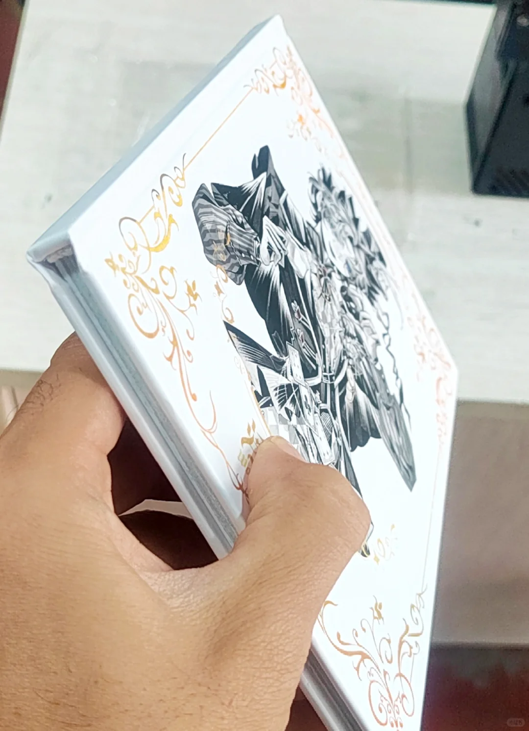 同人本印刷～镭射金