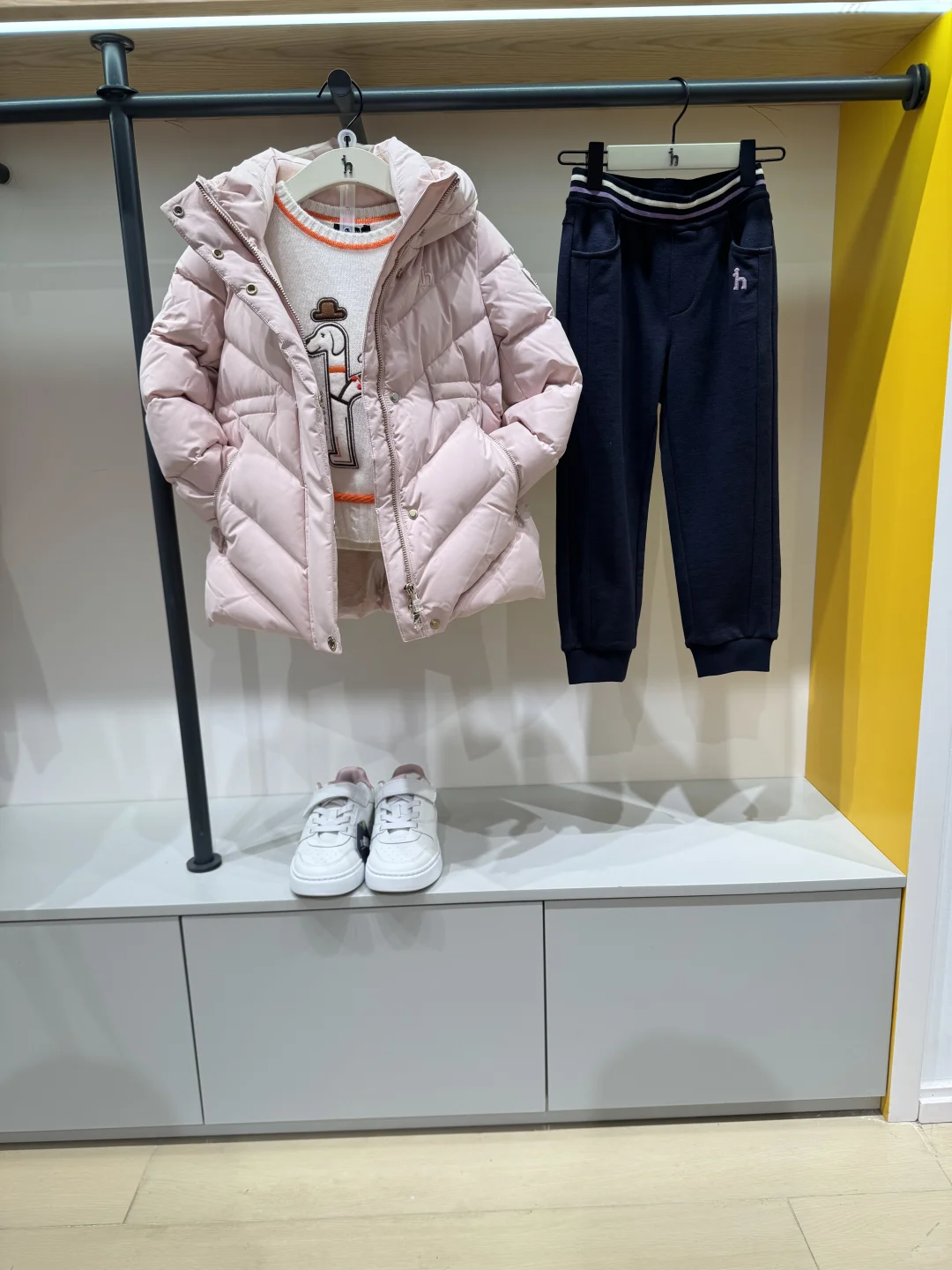 HAZZYS KIDS 今日穿搭甜美风搭配