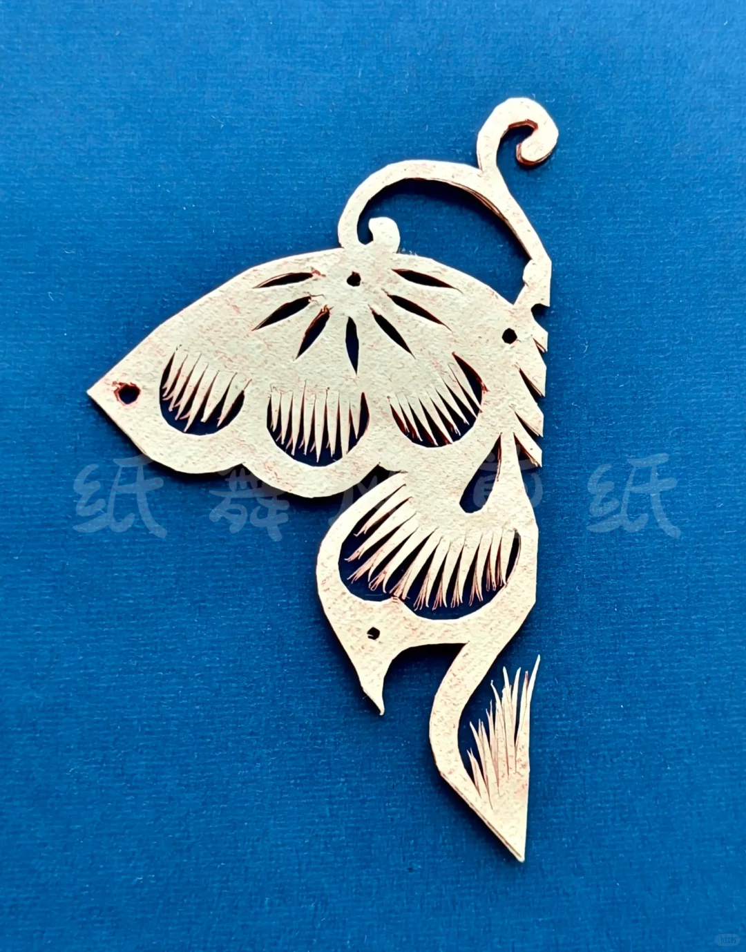 简单好看刻纸剪纸底稿分享教程，蝴蝶团花