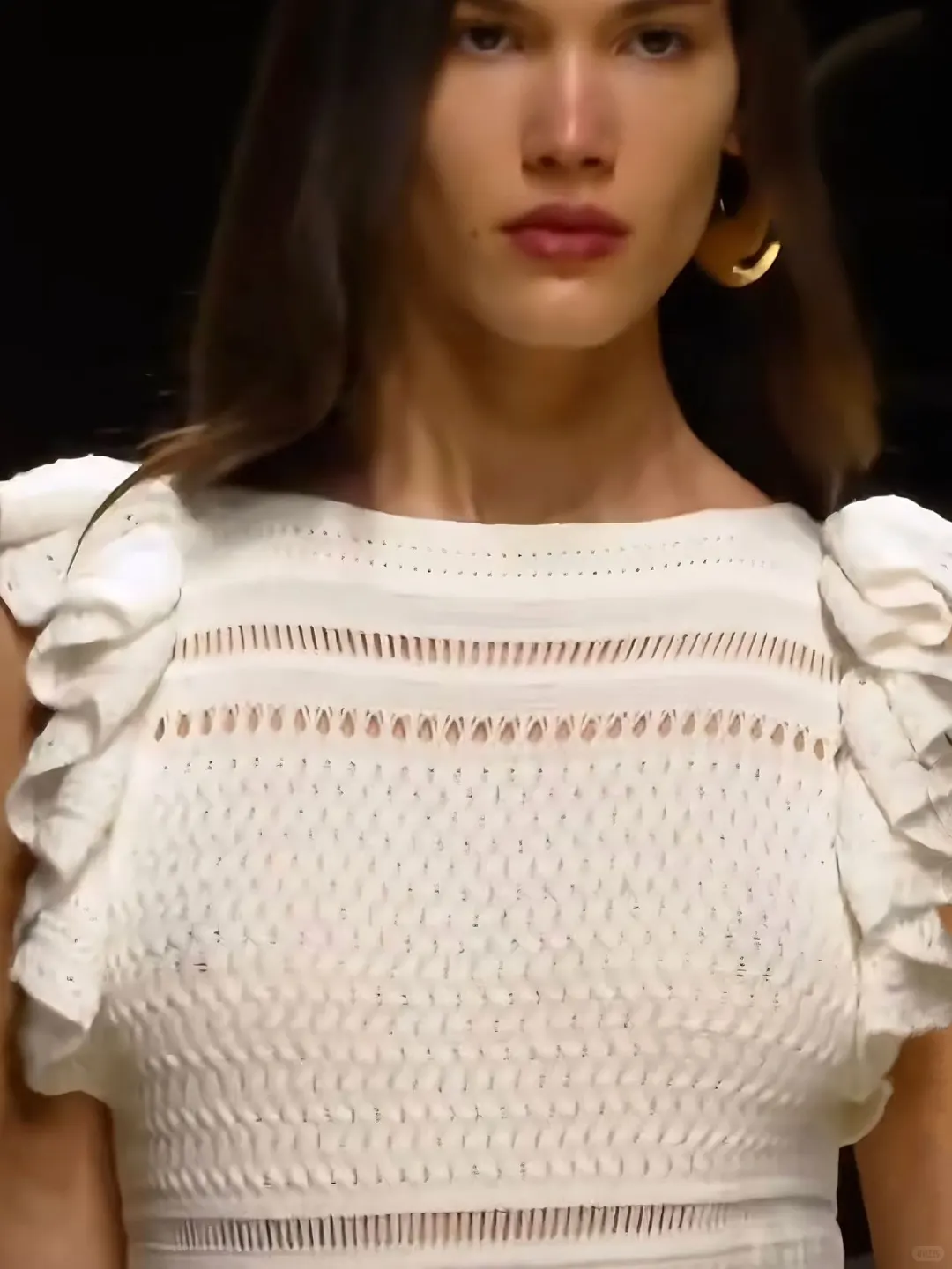 秀场|Luisa Spagnoli 25AW 优雅的立体针织