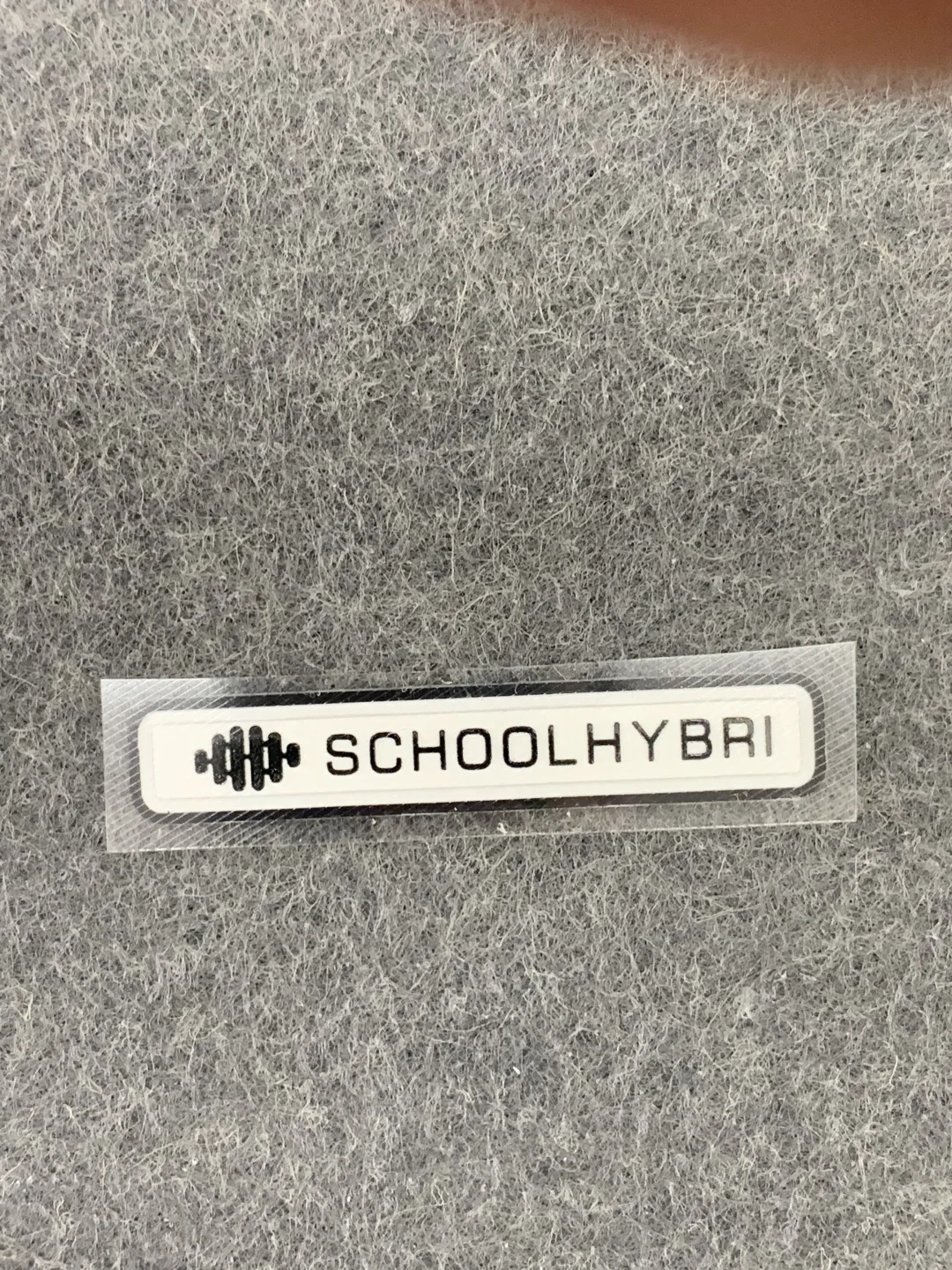 高级感爆棚的硅胶标！直接把质感焊在衣服上