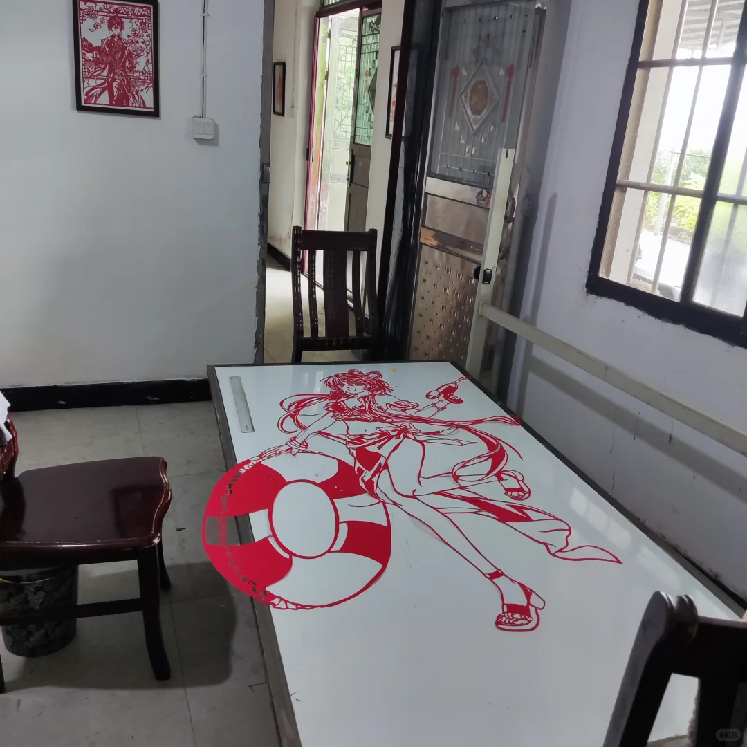 洛天依等身剪纸