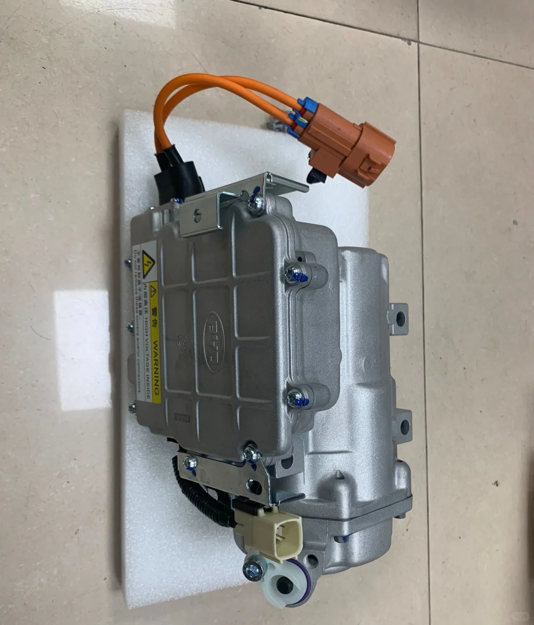 比亚迪T3T5系列电动压缩机全新原厂顺丰包邮