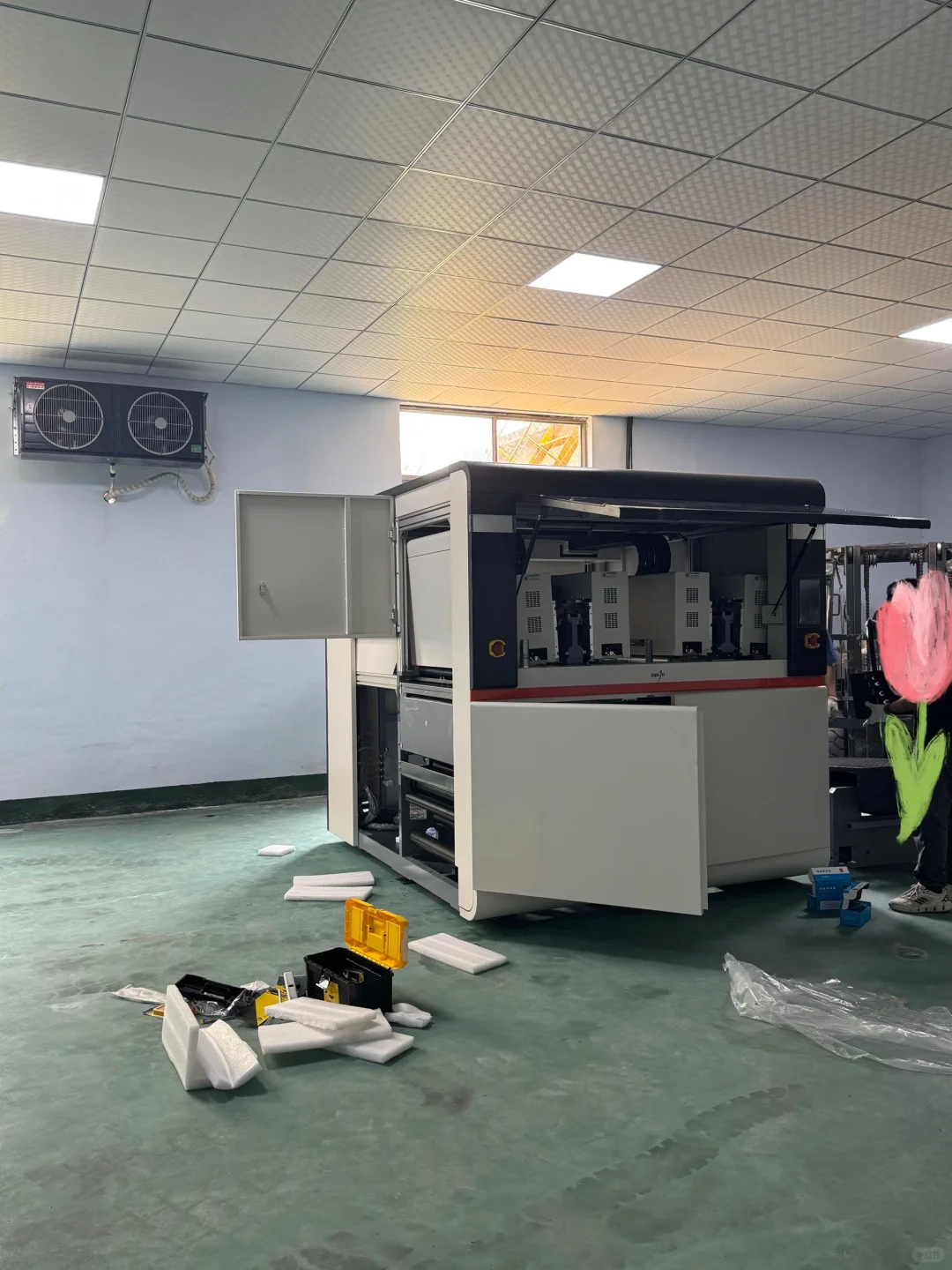 国内?600万印刷机安装成功！印刷价格低