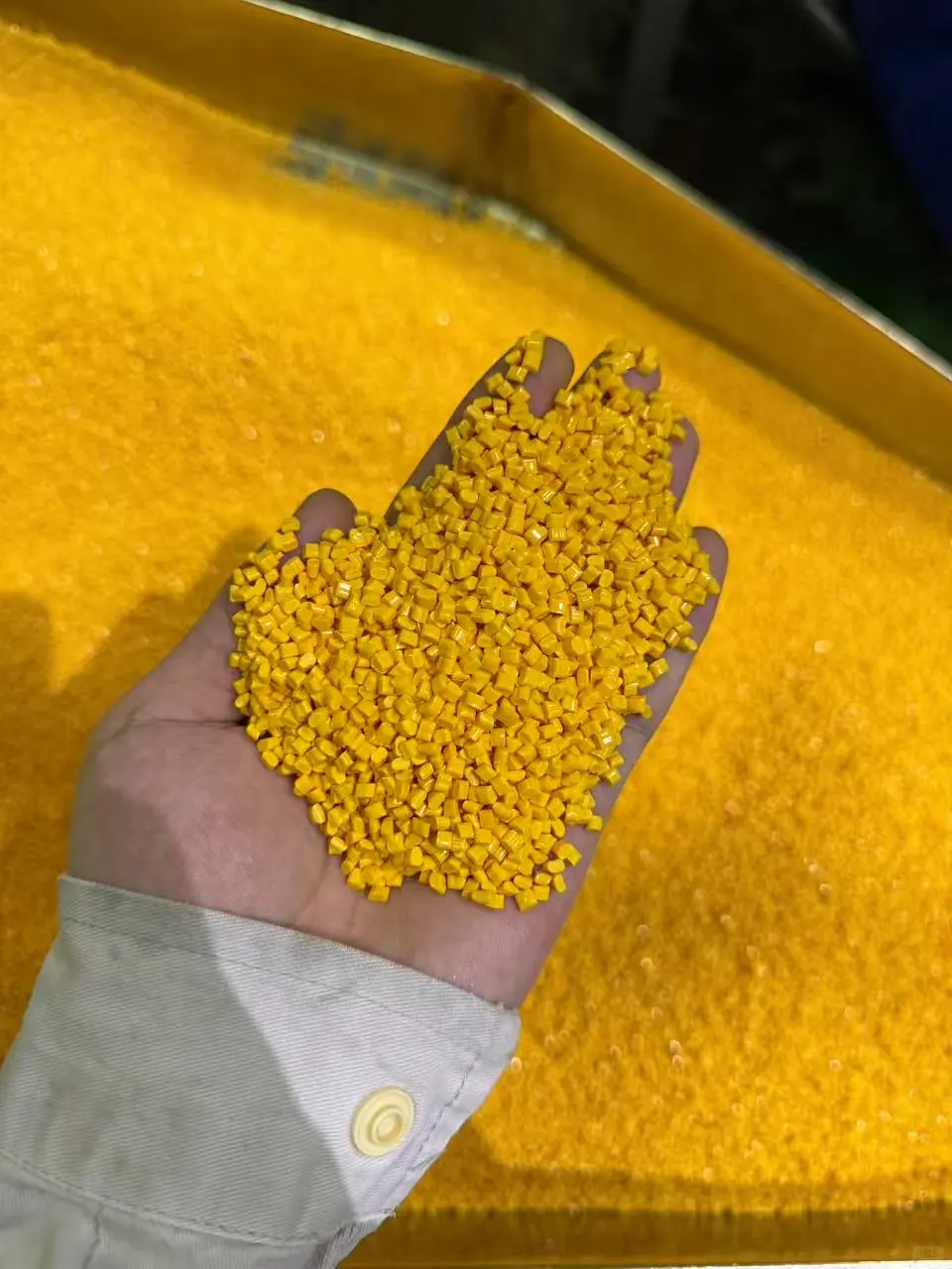 有需要塑料的请找我好吗！