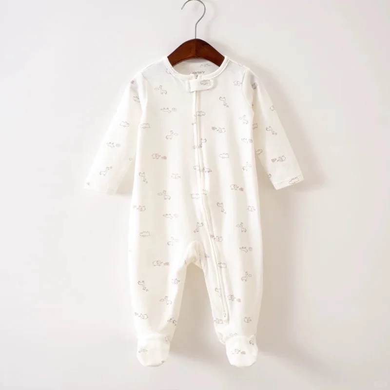 有宝妈分享下这种拉链的婴儿连体服好穿吗