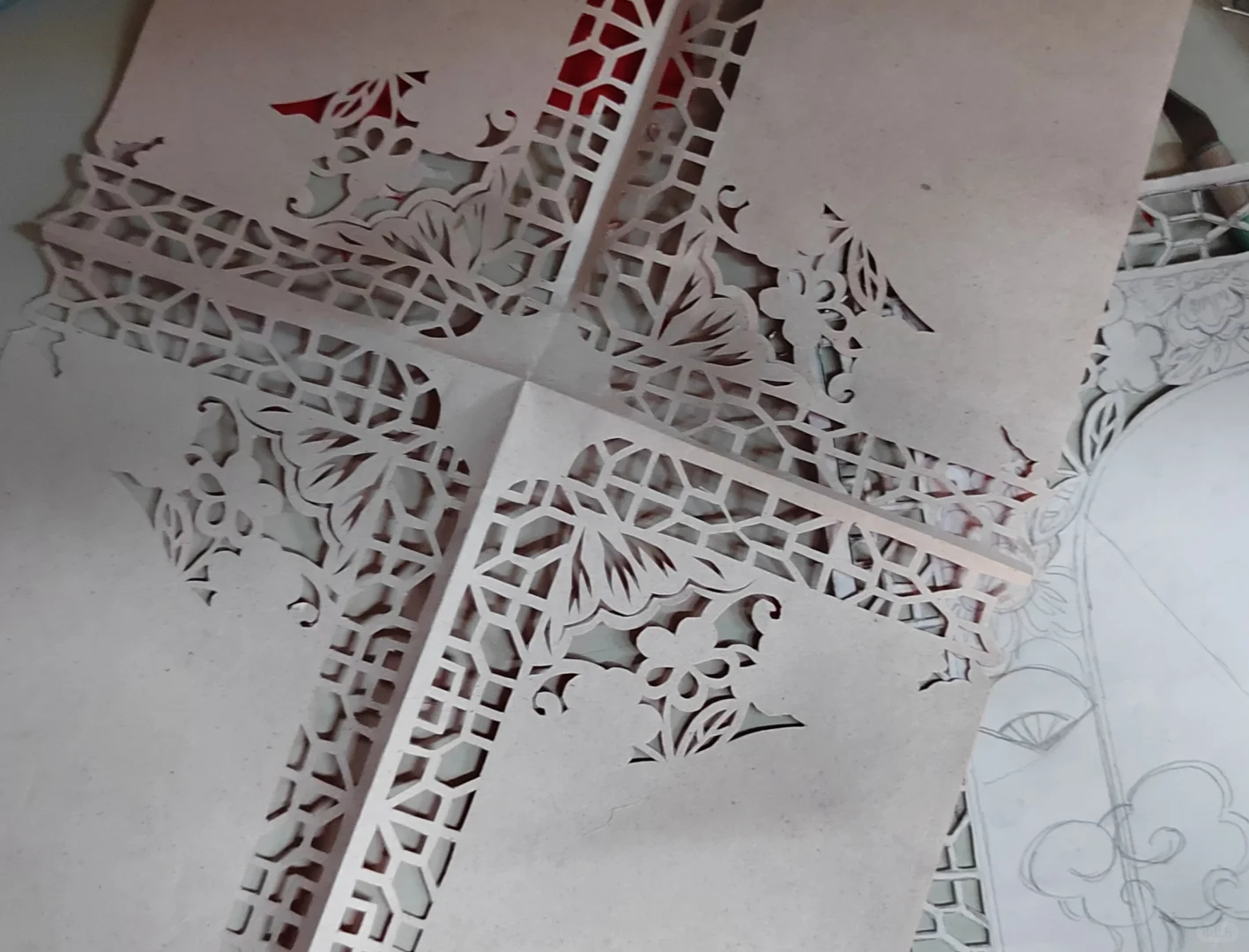 当我以为刻出了一份完美的边框…