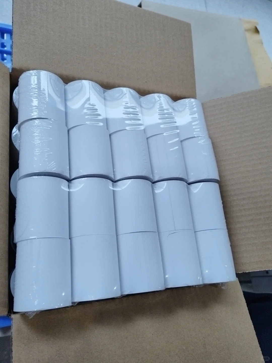 吸塑之后的热敏纸自带光影