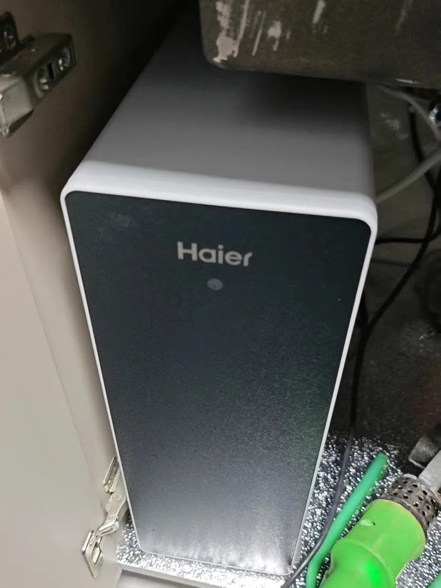 海尔净水器到家咯