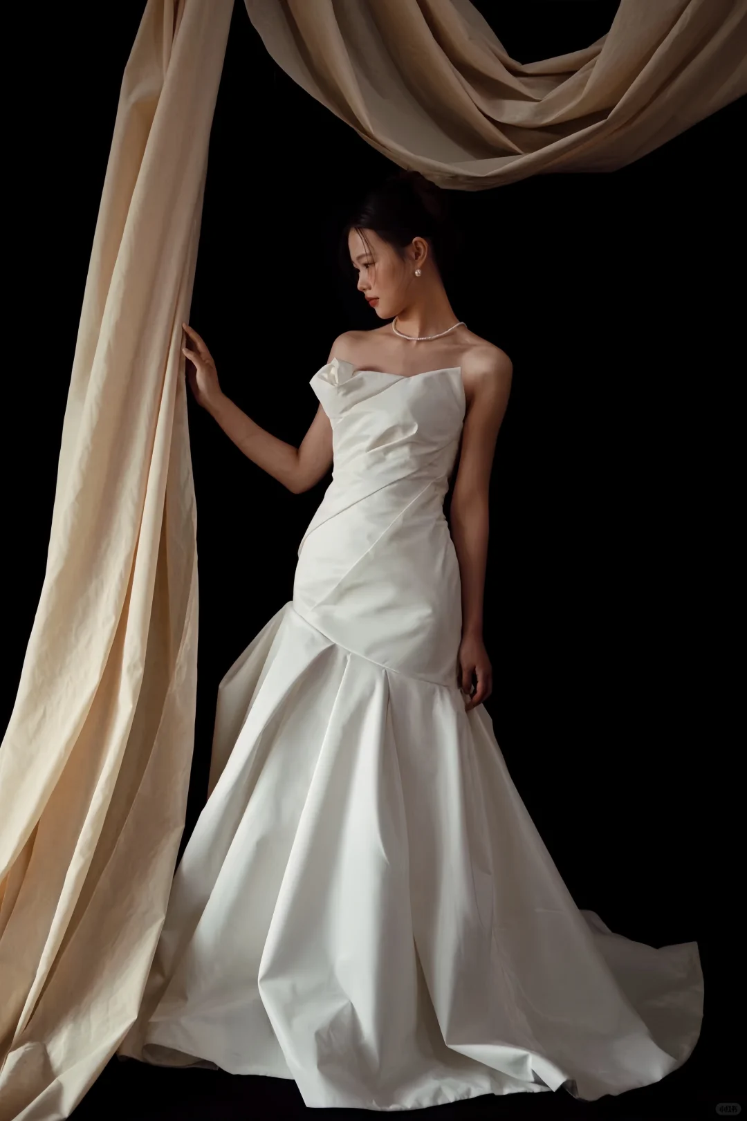 贵阳婚纱｜向来无法拒绝奶油油的塔夫绸鱼尾