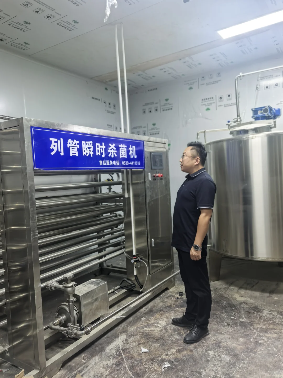 新疆喀什，果汁果酒饮料生产线安装完毕！