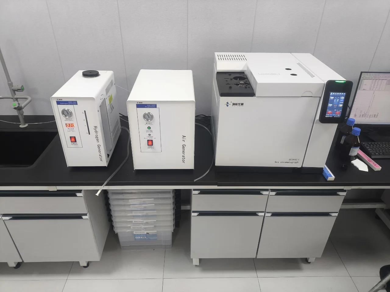 瑞能仪器服务于精细化工企业样品成分分析