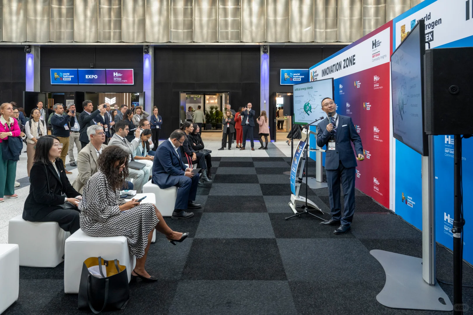 在世界氢能大会上讲电气