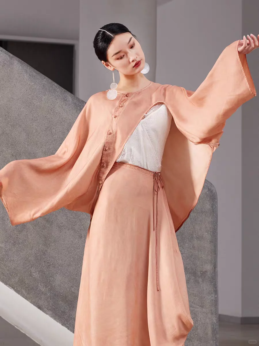 铜氨丝斜襟不对称斗篷外套【附裁剪图】