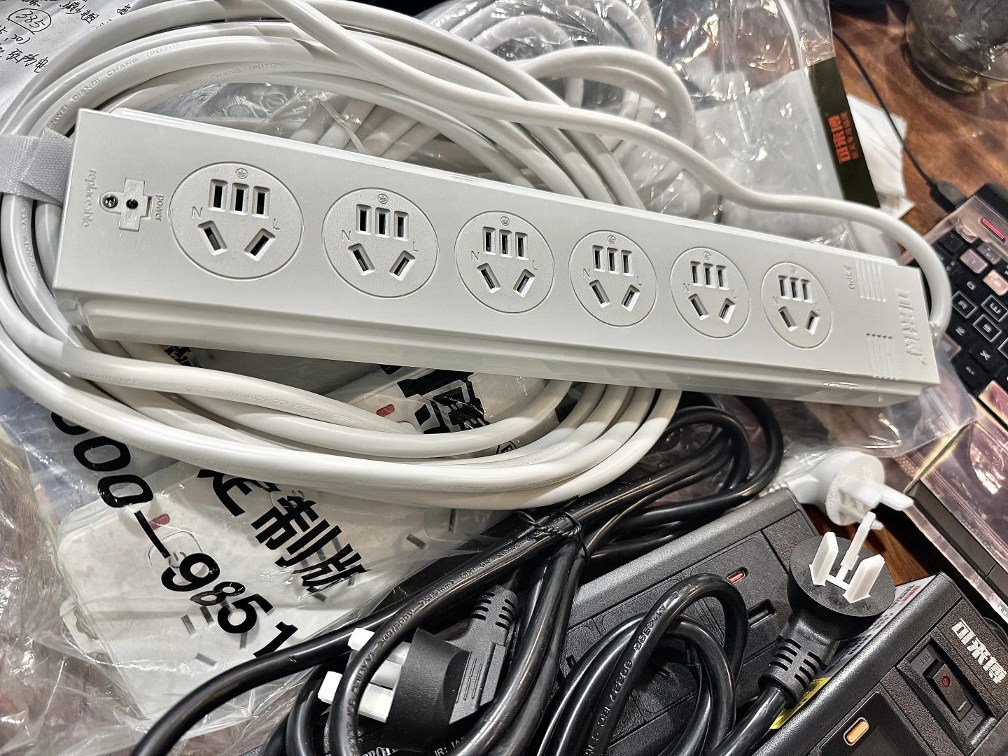 航天级专属插排