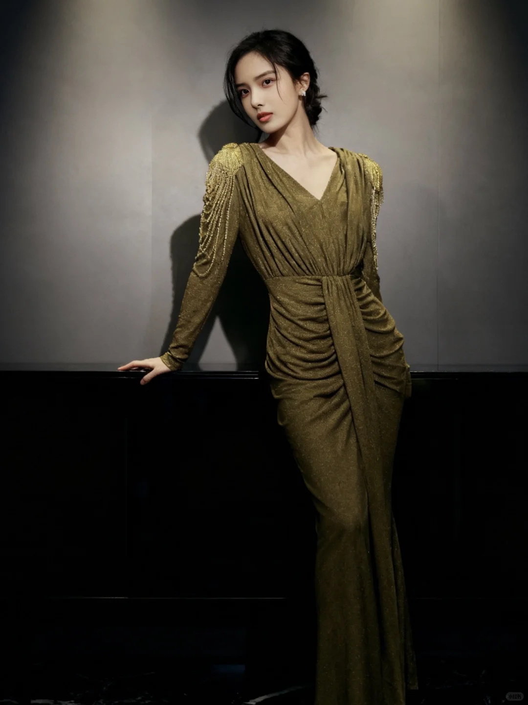 气场全开的贵气感金金色礼服!