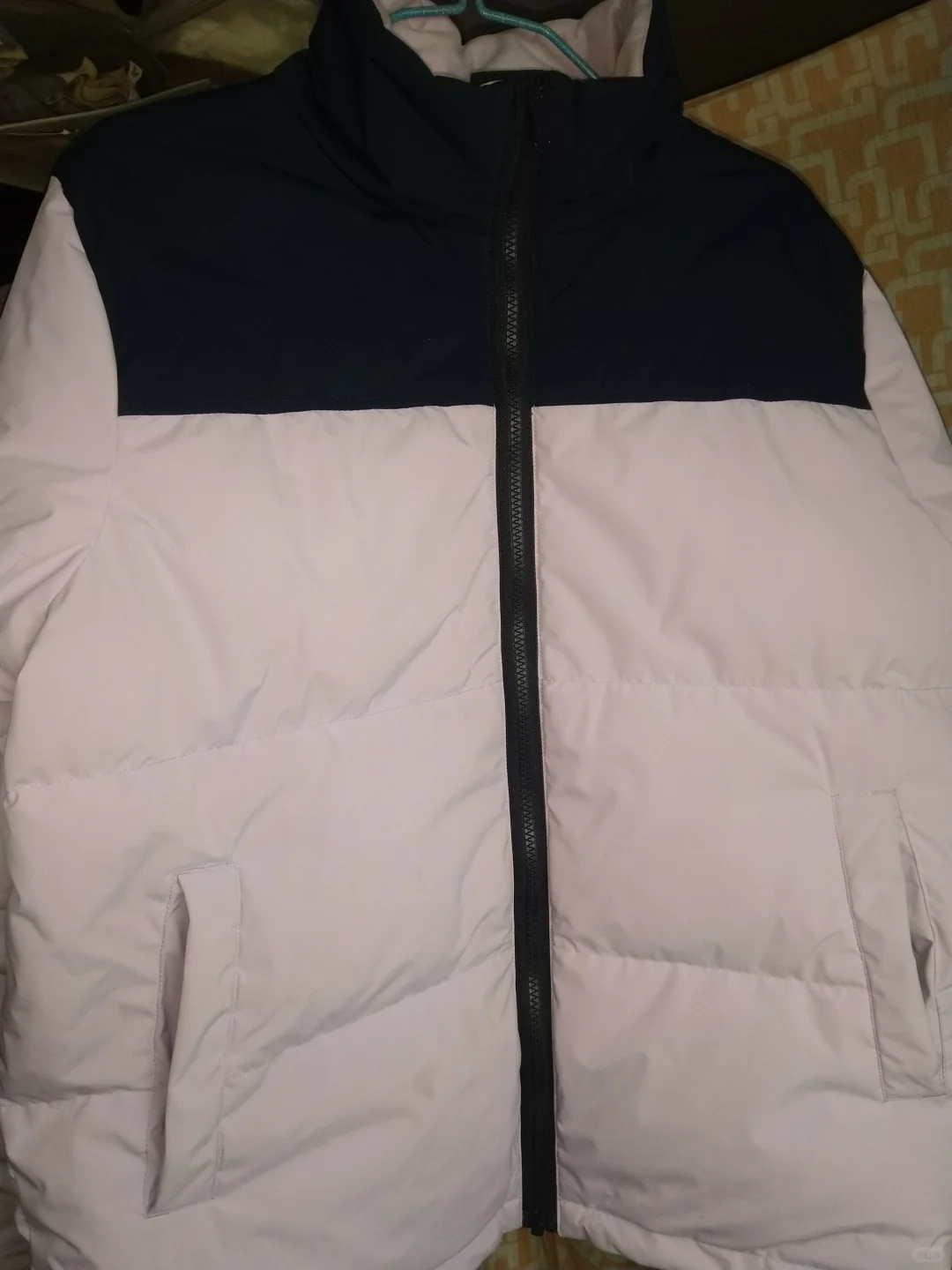 巧换羽绒服拉链的方法