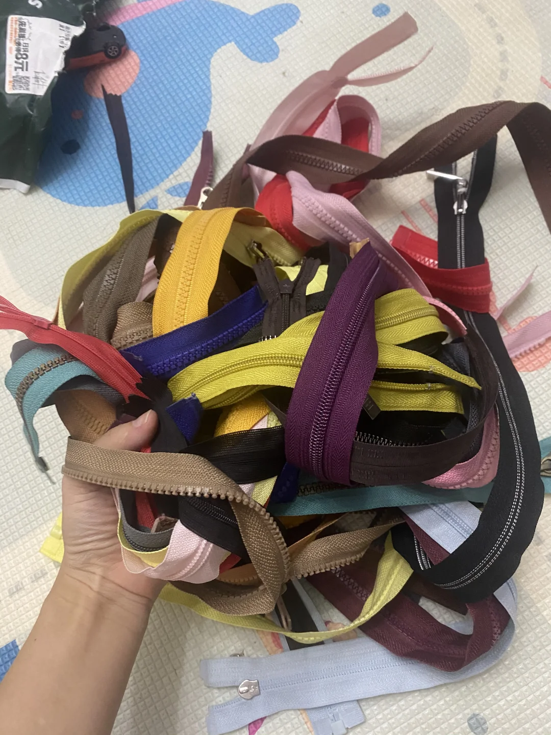 拼多多5块钱买了一斤拉链