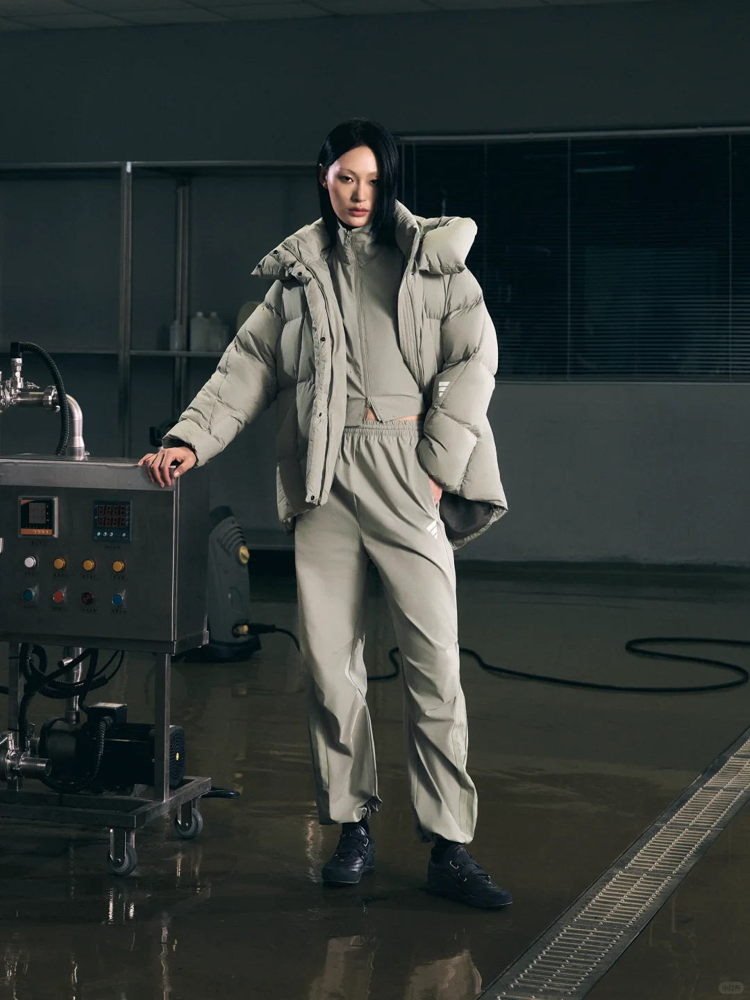 先锋羽绒｜轻亚少女冬日防护解法