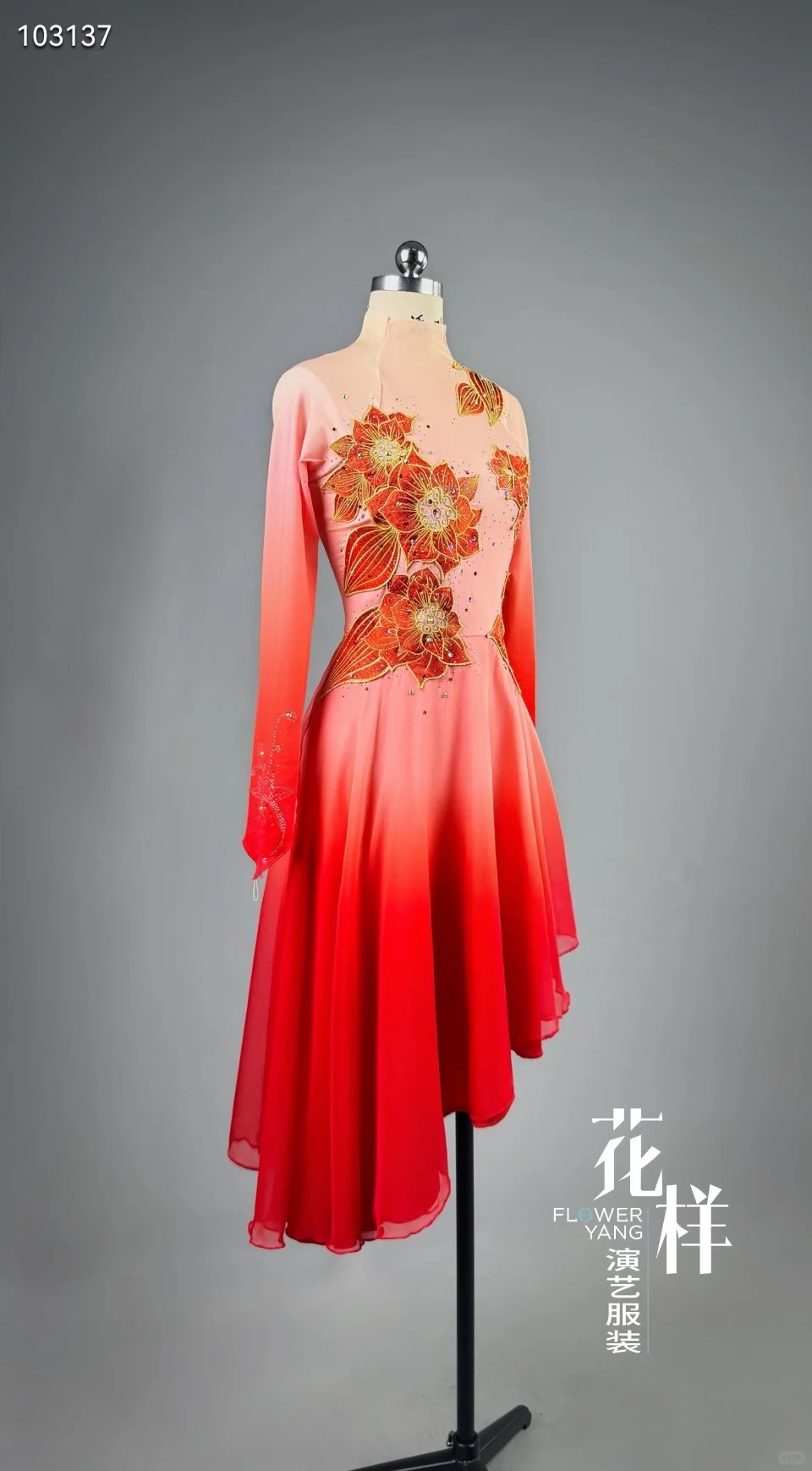 ?舞台“花火”战袍!渐变红+金绣