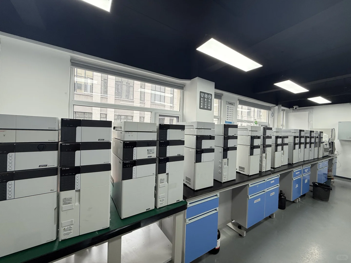 实验室岛津20A设备