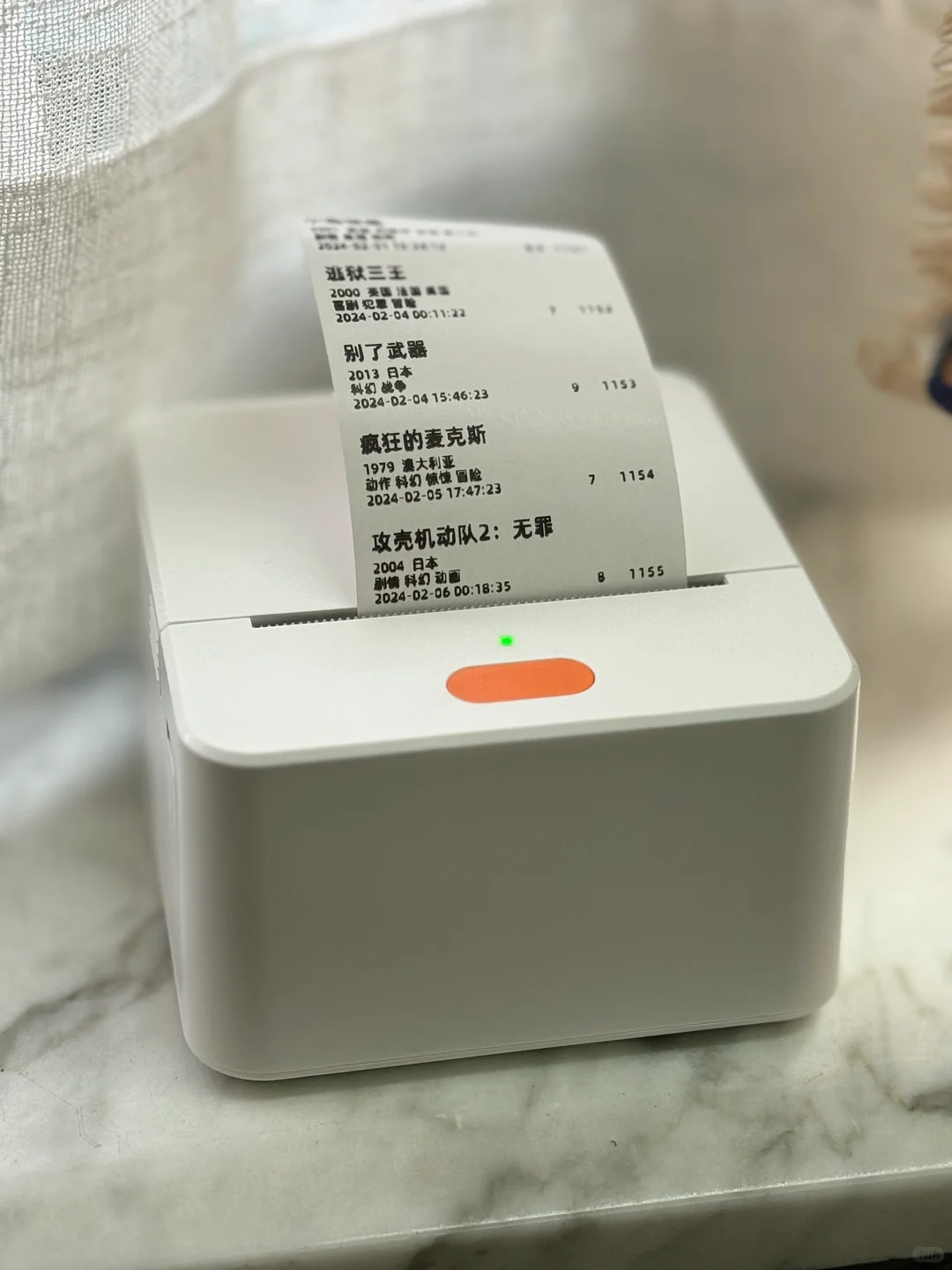 把看过的电影都打印出来也太震撼了吧！