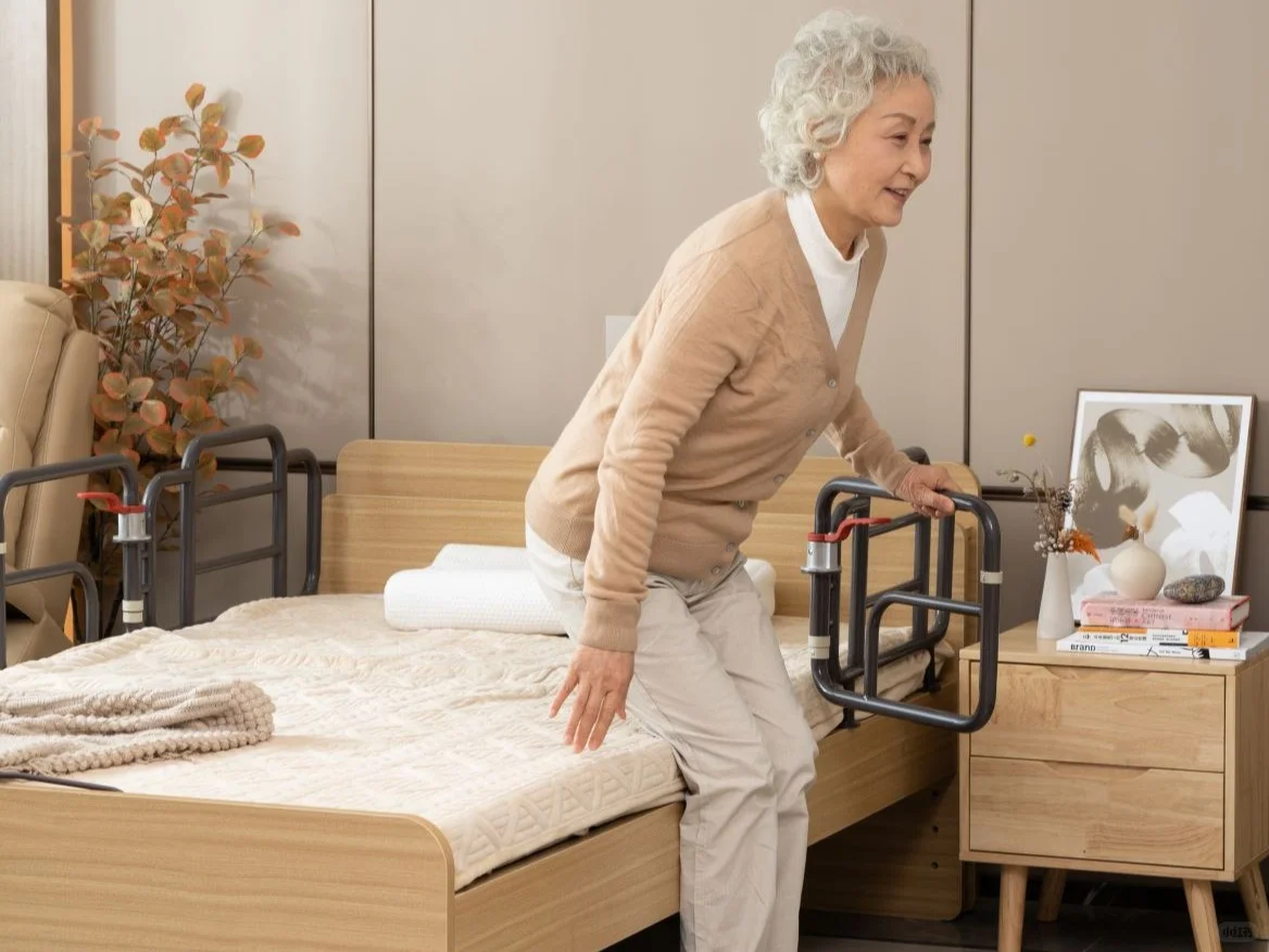 活力健康的长者，用这样的床养老才更合适