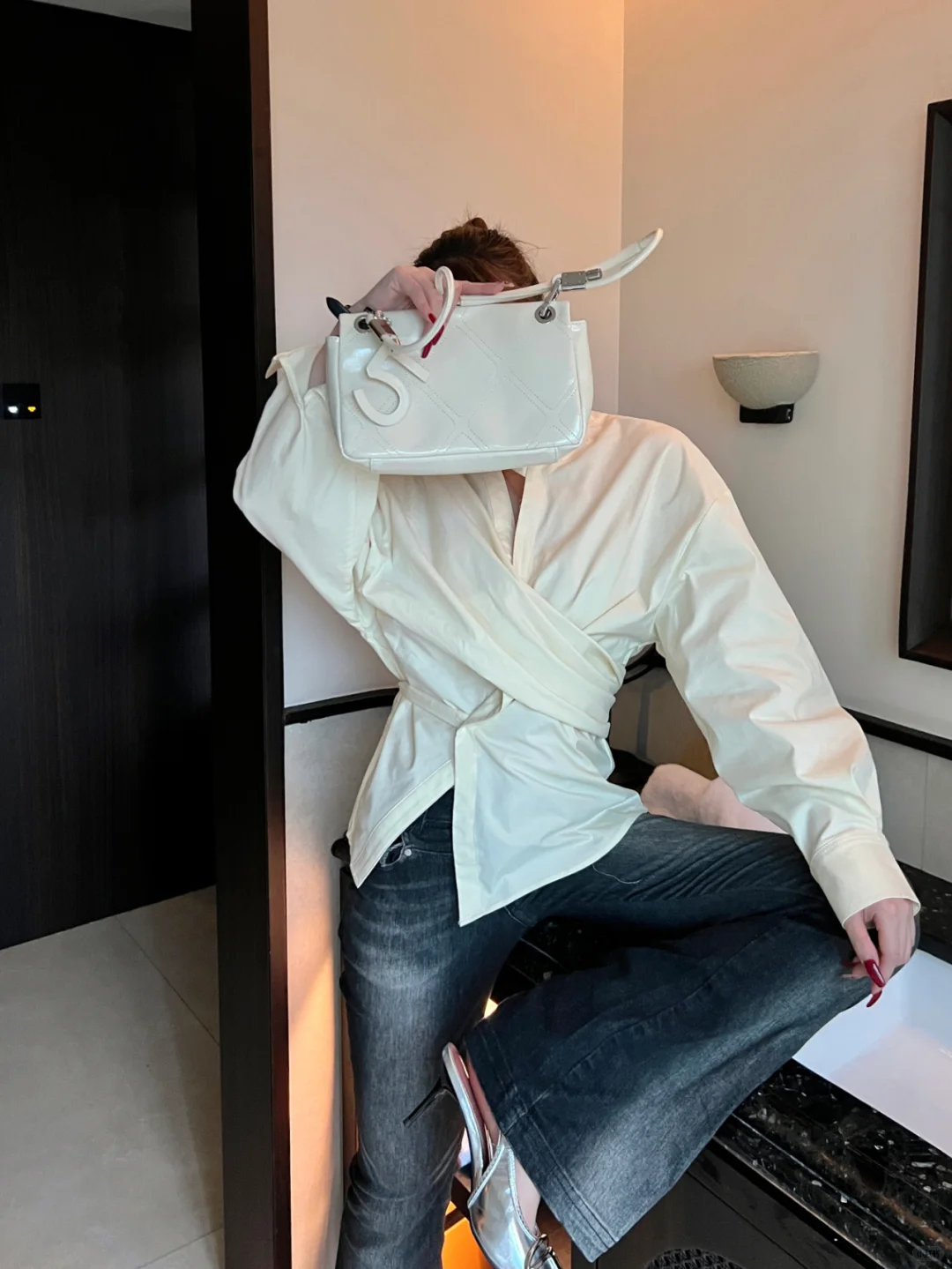 法式小众解构慵懒感收腰显瘦不对称衬衫上衣