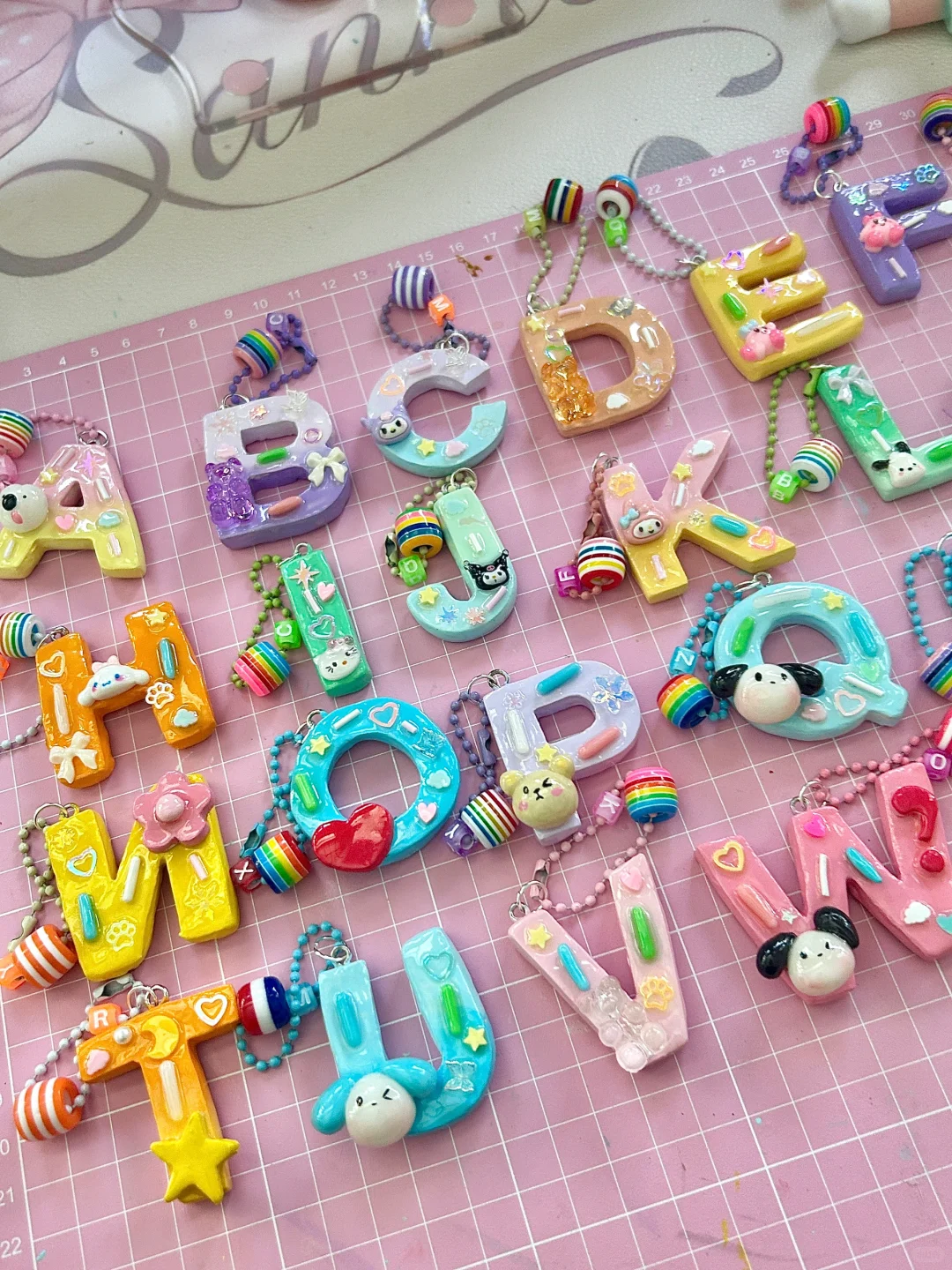 被追着问的字母粘土挂件✨ 独一无二超吸睛